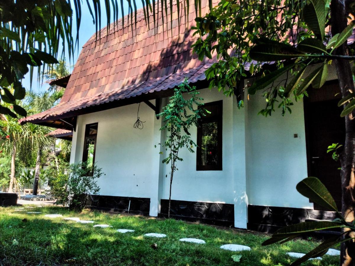 Gili Moonlight Retreat Villa Gili Islands Exterior photo