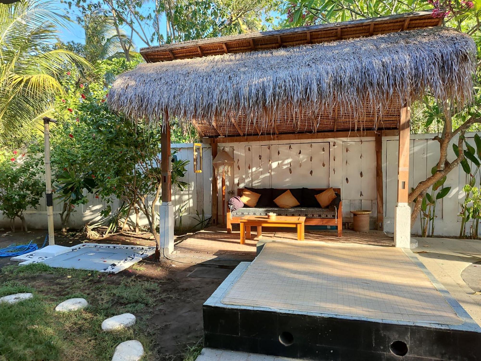 Gili Moonlight Retreat Villa Gili Islands Exterior photo